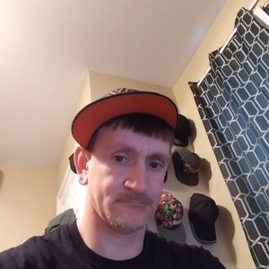 Meet your Posher, Derek